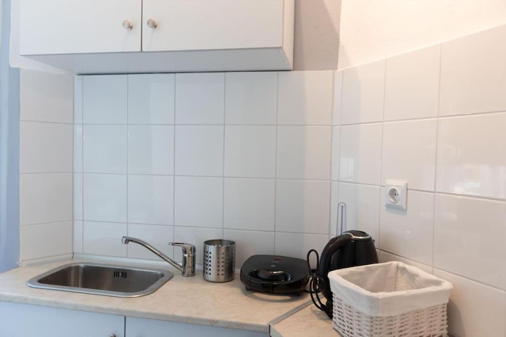 Apartamento Όμορφο Στούντιο Στο Κέντρο Της Πόλης. Larissa Exterior foto